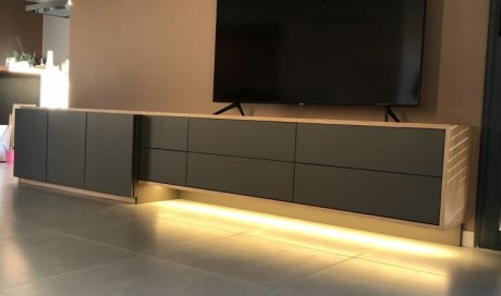 Création d'un meuble télé avec led intégré à Lyon